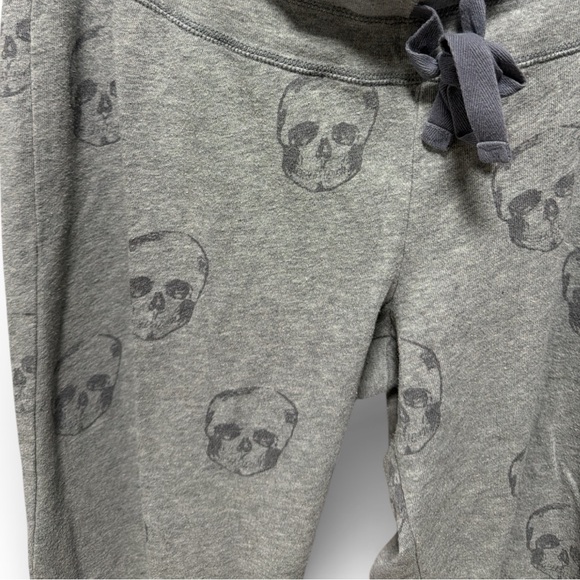 Women’s Gray Pajama Joggers with Skull Print - Picture 2 of 3